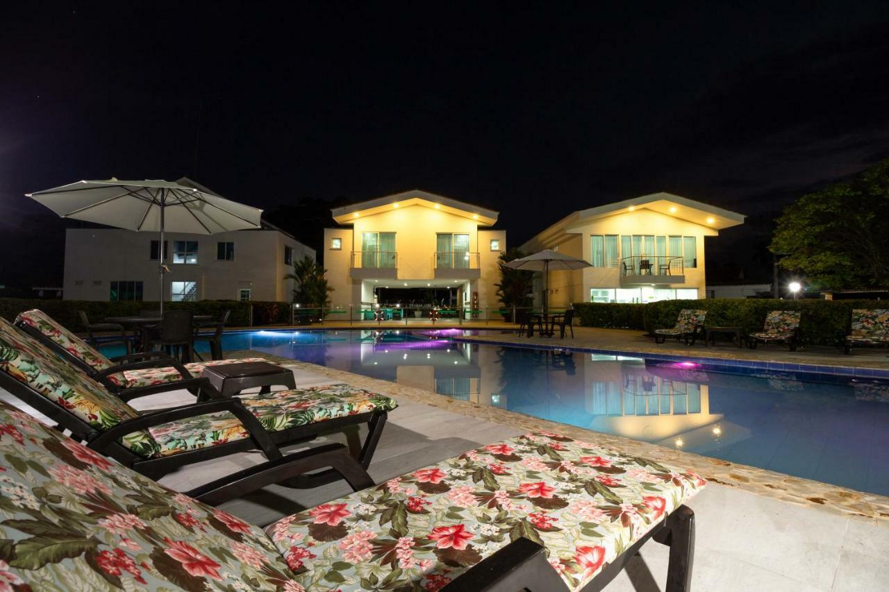 Paraiso Hotel Campestre La Virginia  エクステリア 写真